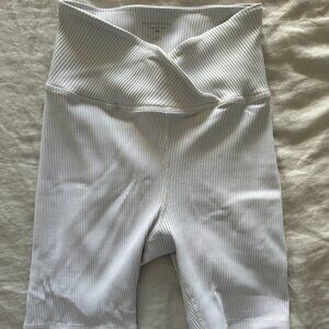 Year of Ours - White Biker Shorts Size Medium